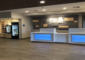 Holiday Inn Express & Suites ALBANY OREGON by IHG 2