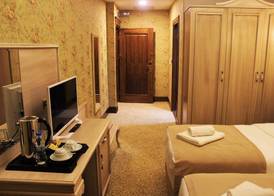 Vendome Hotel 3