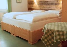 Hotel Oasi 4