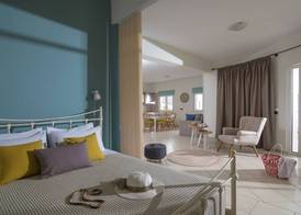 Rainbow Apartments 3