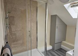 1 Bed Loft - Sleeps 2 - Parking - Wifi 4