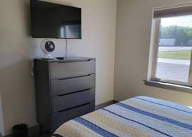 Lakeshore Lodging 3