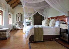 Woodbury Lodge – Amakhala Game Reserve 2
