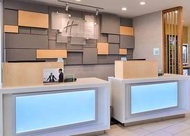 Holiday Inn Express & Suites SEARCY by IHG 2