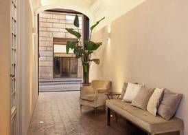 Terrace Pantheon Relais 2