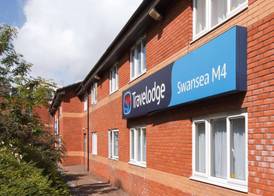 Travelodge Swansea M4 5