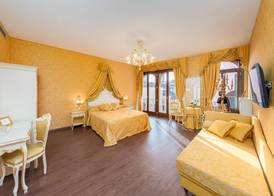 La Veneziana Boutique Rooms 3