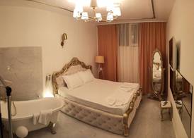 Hotel Gloria KS 4