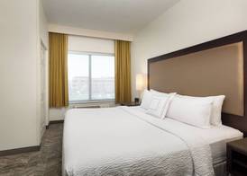SpringHill Suites Louisville Hurstbourne/North 4