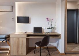 Minavra Hotel 5