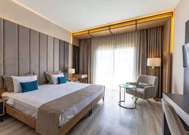 Paradisos Hotel 5