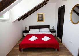 Villa Mia 2