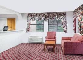 Deluxe Inn Denton 2