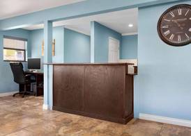 Days Inn by Wyndham Ruidoso Downs 2