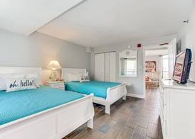 Monterey Bay Suites 2