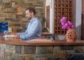 Cavos Bay Hotel & Studios 2