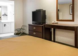 Rodeway Inn Madison Heights - Detroit 4