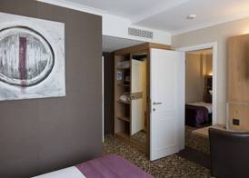 Hotel Restaurant Van Der Valk Nivelles-Sud 4