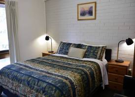 Halls Haven Holiday Units 3