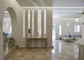 Kamari Hotel 4