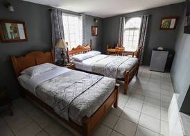 Airport Inn 4