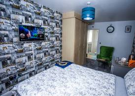 Remarkable 2-bed Apartment With Sea View 4