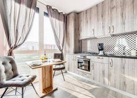 ARI - AFI Mall Luxurious Apartments 2