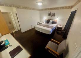 Ocean Breeze Motel 5