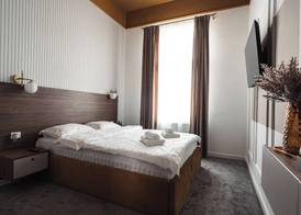 BOUL ROSU RESIDENCE free private parking 3
