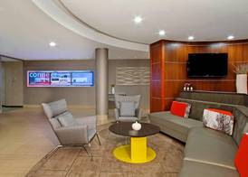 SpringHill Suites by Marriott Madera 2