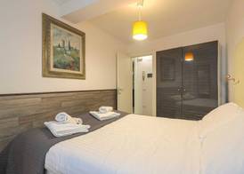 Delightful Suite 3