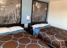 Super 8 by Wyndham Phoenix West 5