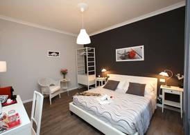 A 2 Passi Dai Musei Luxury Guest House 4