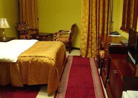 Dinasty Hotel 4