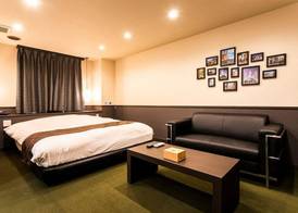Hotel Double Funabashi 4