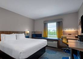 Microtel Inn & Suites by Wyndham Danville VA 3