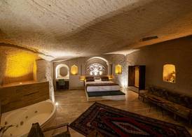FARMER CAVE HOUSE 5