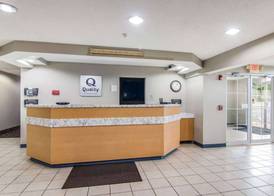 Quality Inn & Suites Grove City-Outlet Mall 3