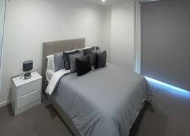 Immaculate 2bed Apartment in London - City Views 4