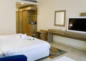 SeaVille Beach Hotel by Elite Hotels & Resorts 4