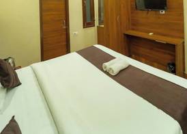 Hotel Tarry Town 3