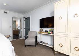 John Hand Club Hotel 4
