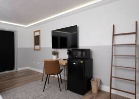 Cactus Cove Inn and Suites 4