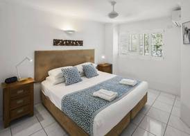Agincourt Beachfront Apartments 2
