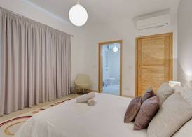 Luxury Apt with side Seaviews and Pool, Best Location by Buena Vista 4