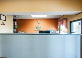 Econo Lodge Inn & Suites Tuscaloosa I-20 3