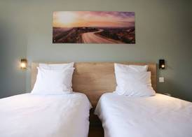 Motel 991 3