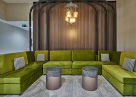 Hotel Holiday International 3
