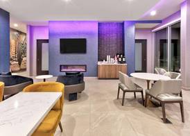 La Quinta Inn & Suites by Wyndham Terrell 5