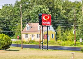 Econo Lodge Drums 5